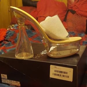 Fashion Nova Heels sz 11